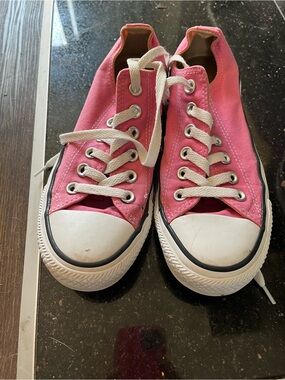 Women's Pink Low-Top Canvas Athletic Sneakers